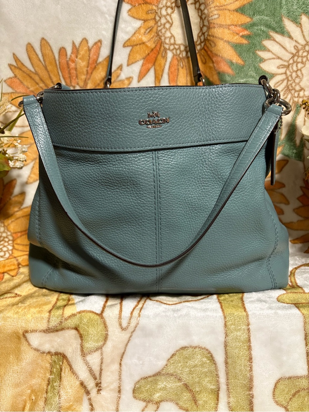 Coach Lexi Medium Shoulder Bag Soft Aquamarine Leather.